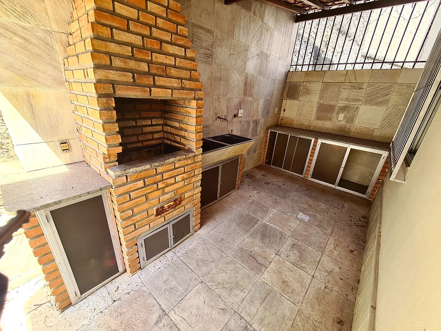 Apartamento, 3 quartos, 136 m² - Foto 2