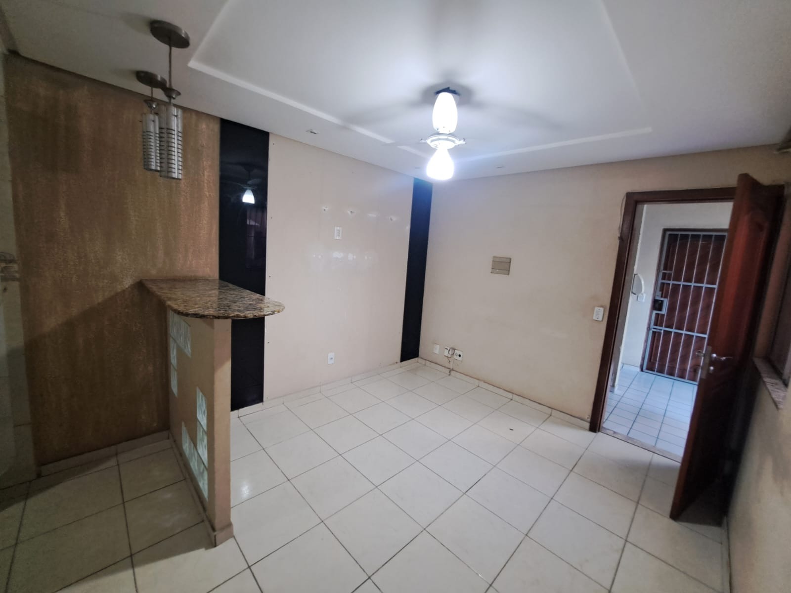 Apartamento para Comprar em ATAÍDE - VILA VELHA - ES