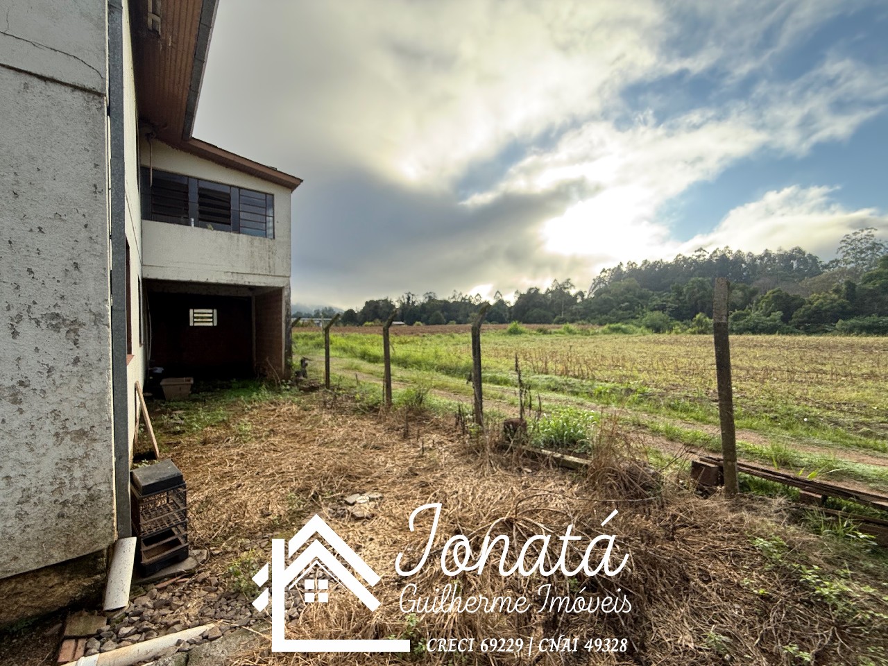 Casa à venda em Vale Real-RS, bairro Imigrante: 6 quartos, 2 banheiros, 283,40 m² - Imperdível oportunidade!