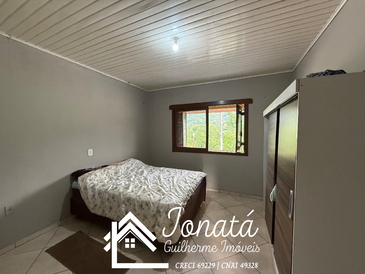 Casa à venda em Vale Real-RS, bairro Imigrante: 6 quartos, 2 banheiros, 283,40 m² - Imperdível oportunidade!