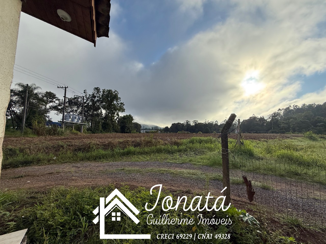 Casa à venda em Vale Real-RS, bairro Imigrante: 6 quartos, 2 banheiros, 283,40 m² - Imperdível oportunidade!