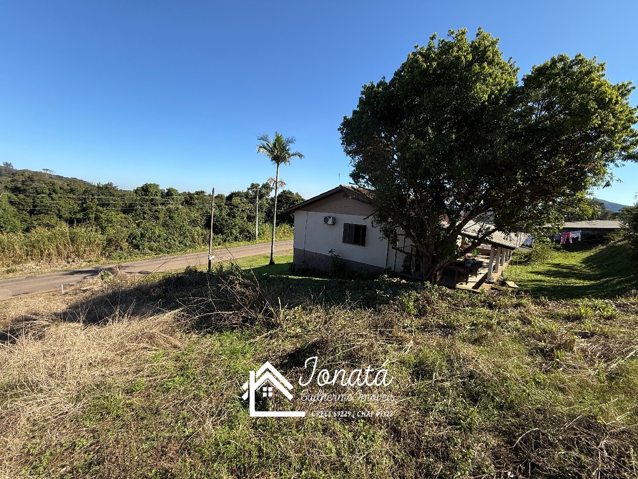 AREA Residencial/Comercial em FELIZ - RS, Escadinhas