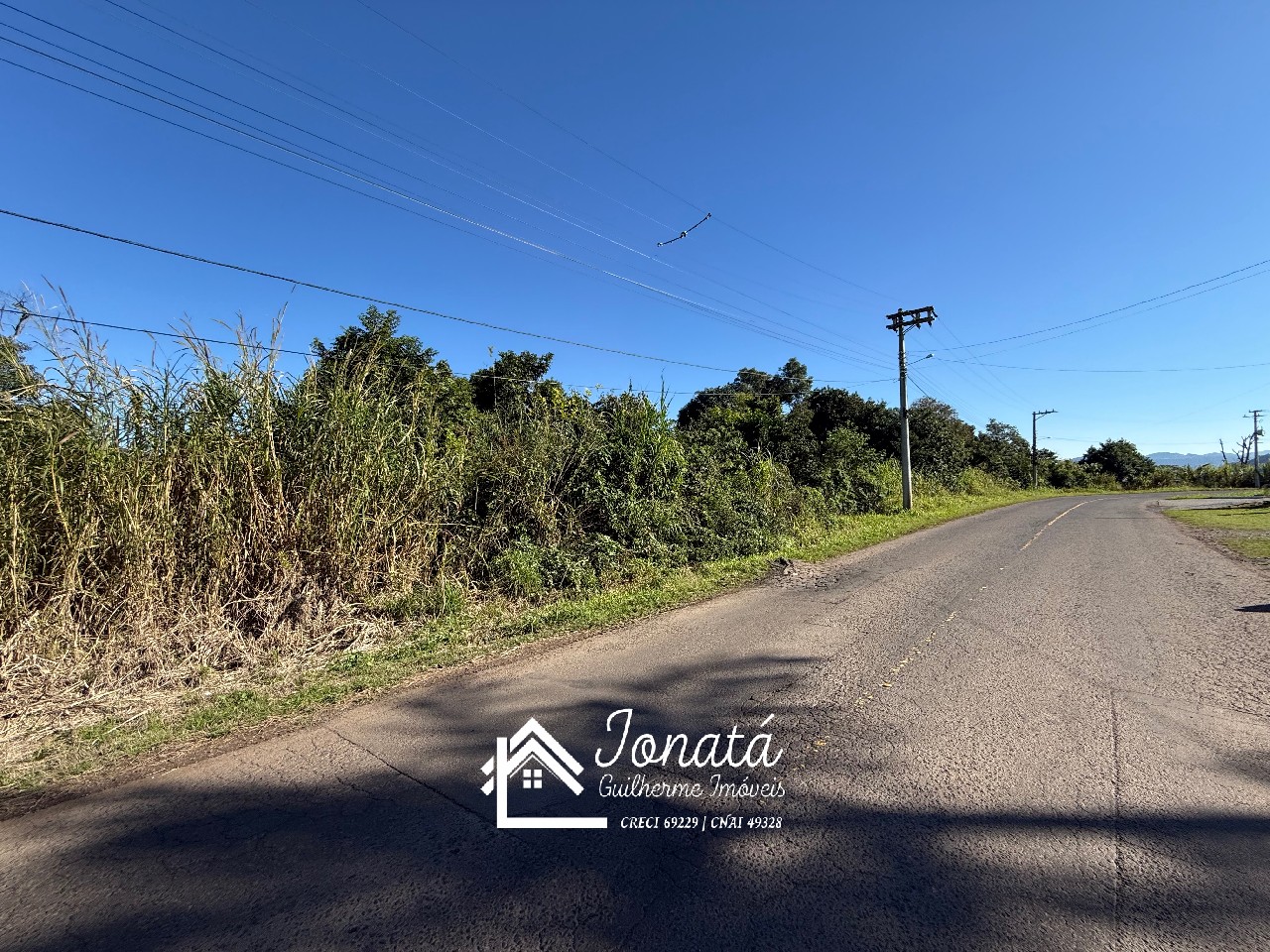 AREA Residencial/Comercial em FELIZ - RS, Escadinhas