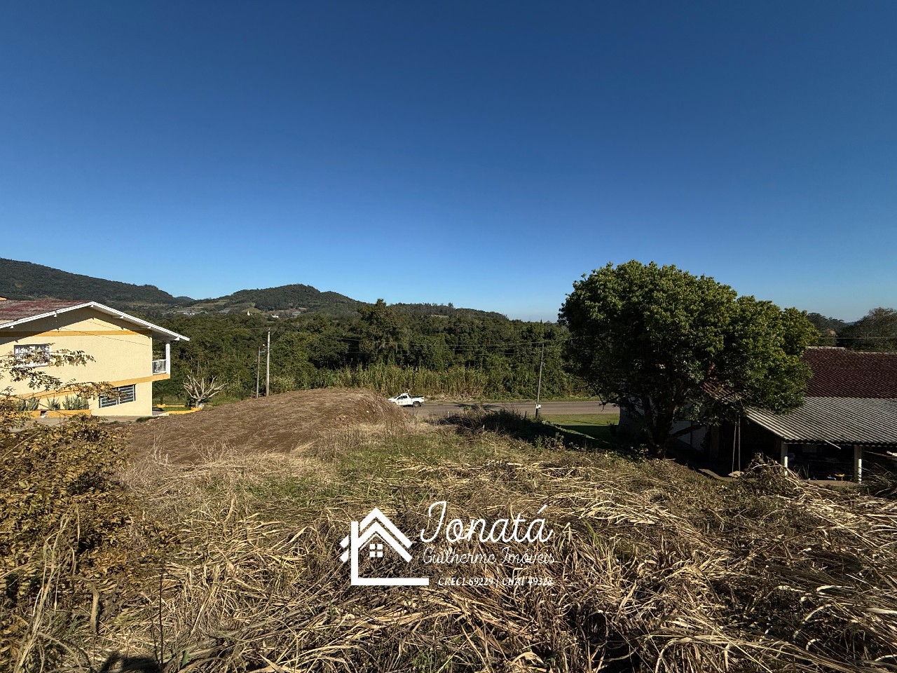 AREA Residencial/Comercial em FELIZ - RS, Escadinhas
