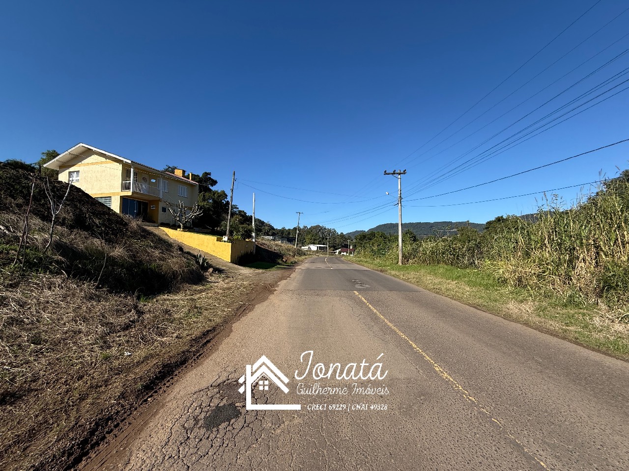 AREA Residencial/Comercial em FELIZ - RS, Escadinhas
