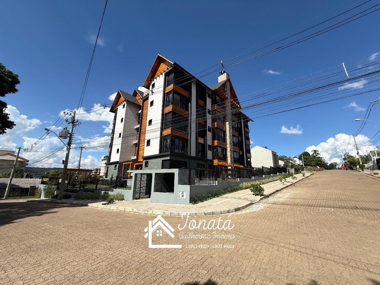 Apartamento de 2 quartos com 2 suítes e vaga de garagem na p