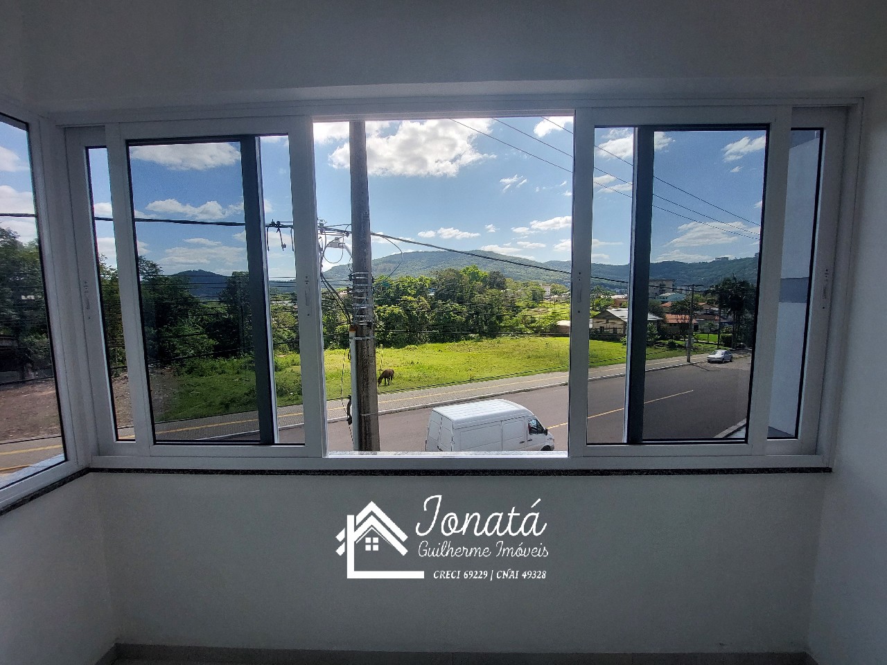 Apartamento à venda em Feliz-RS, bairro Matiel: 2 quartos, 1 suíte, 1 sala, 1 banheiro, 1 vaga de garagem, 93,12m². Venha conferir!