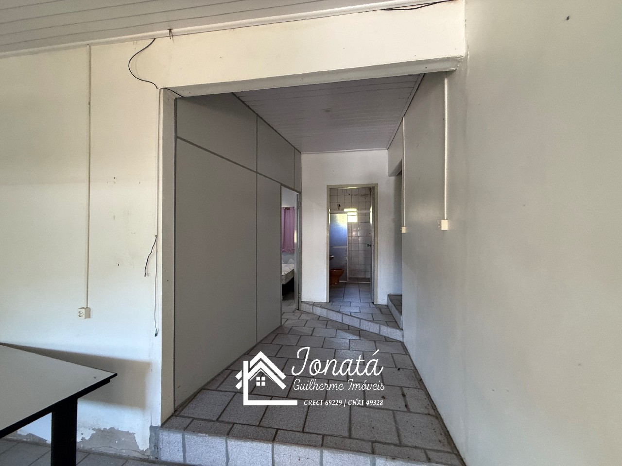 Imperdível oportunidade de adquirir casa com 3 quartos e 2 v