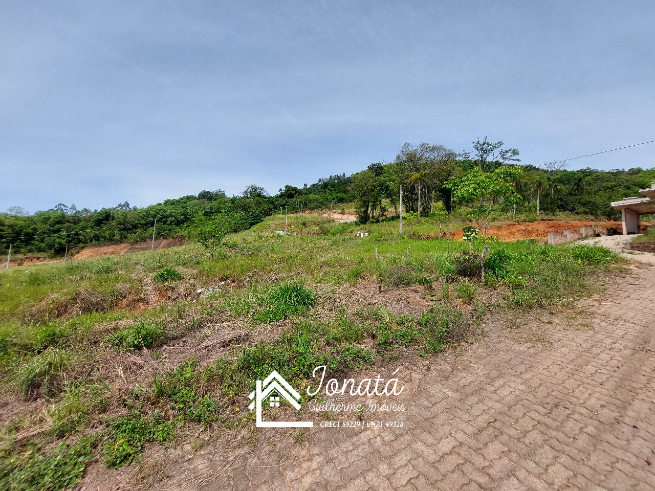 Terreno à venda em feliz-rs, bairro vale do hermes, com 450m