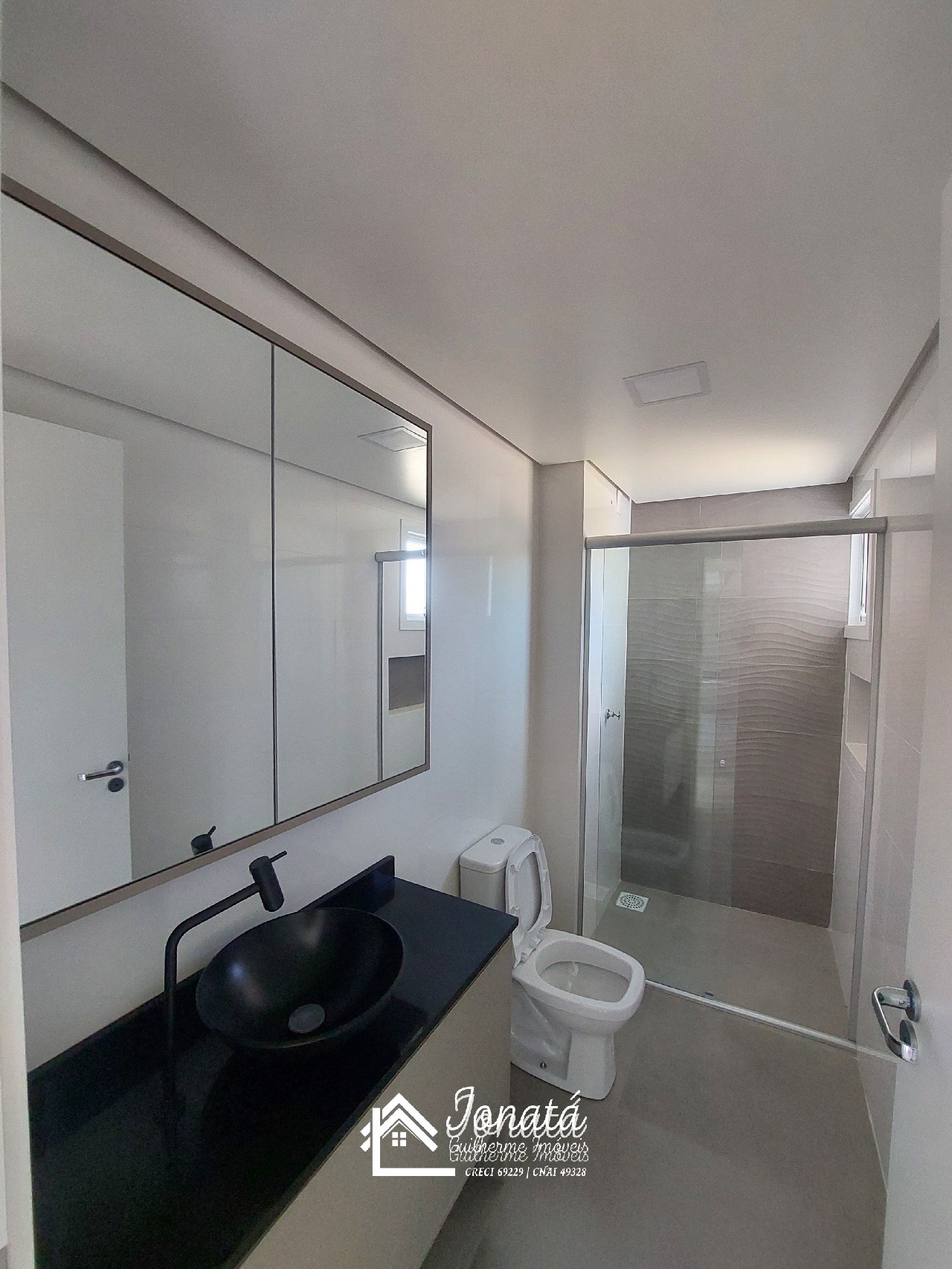Apartamento à venda em Feliz-RS, bairro Matiel: 2 quartos, 1 suíte, 1 sala, 1 banheiro, 1 vaga, 93,12m². Venha conferir!