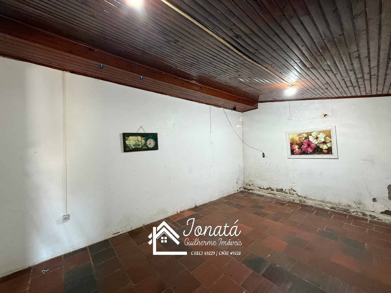 Imperdível oportunidade de adquirir casa com 3 quartos e 2 v