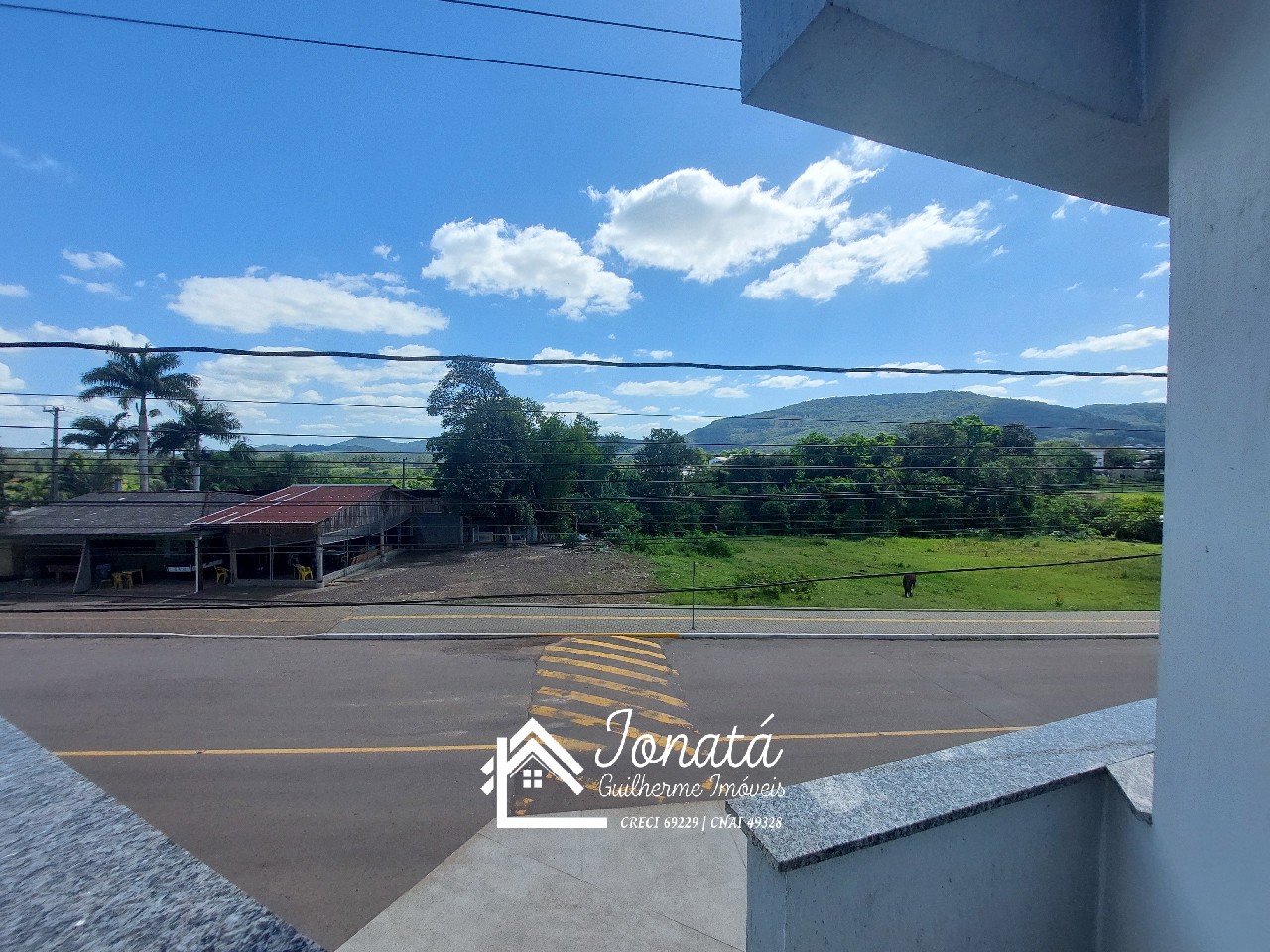 Apartamento à venda em Feliz-RS, bairro Matiel: 2 quartos, 1 suíte, 1 sala, 1 banheiro, 1 vaga de garagem, 93,12m². Venha conferir!