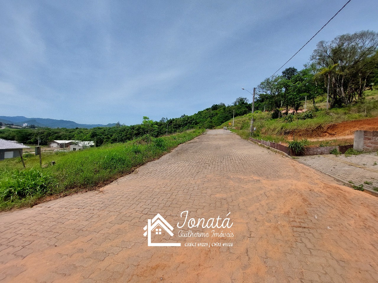 Terreno à venda em feliz-rs, bairro vale do hermes, com 450m