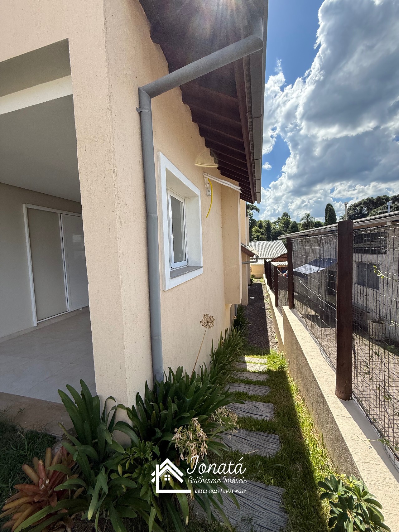 Casa à venda em nova petrópolis-rs, bairro piá: 2 quartos, 1