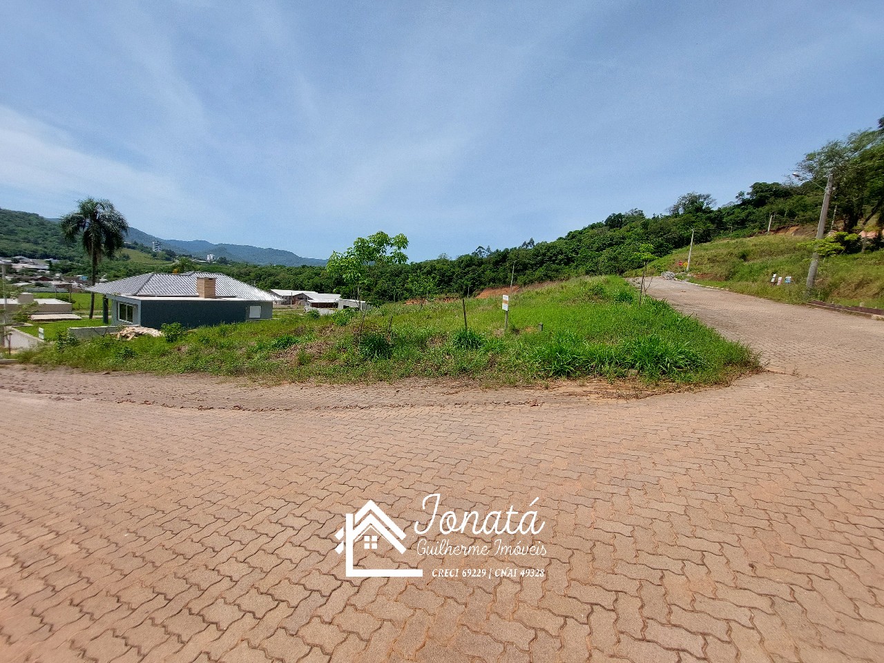 Terreno à venda em feliz-rs, bairro vale do hermes, com 450m