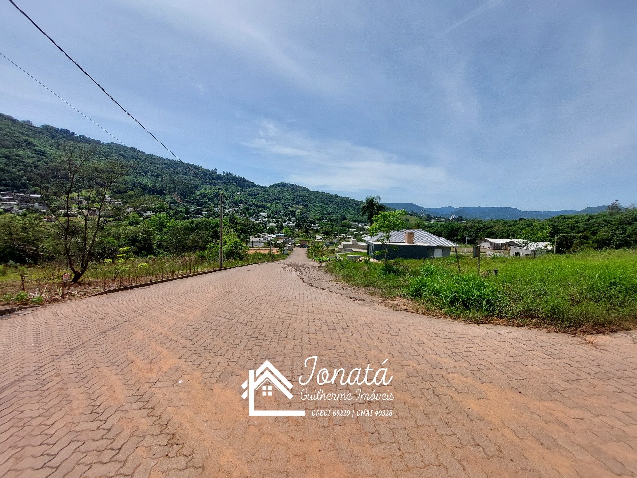 Terreno à venda em feliz-rs, bairro vale do hermes, com 450m