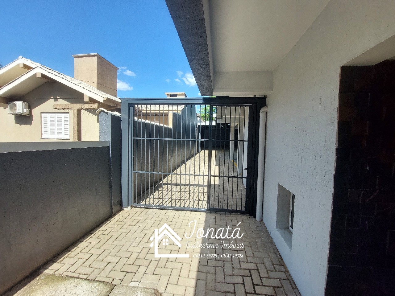 Apartamento à venda em Feliz-RS, bairro Matiel: 2 quartos, 1 suíte, 1 sala, 1 banheiro, 1 vaga, 93,12m². Venha conferir!