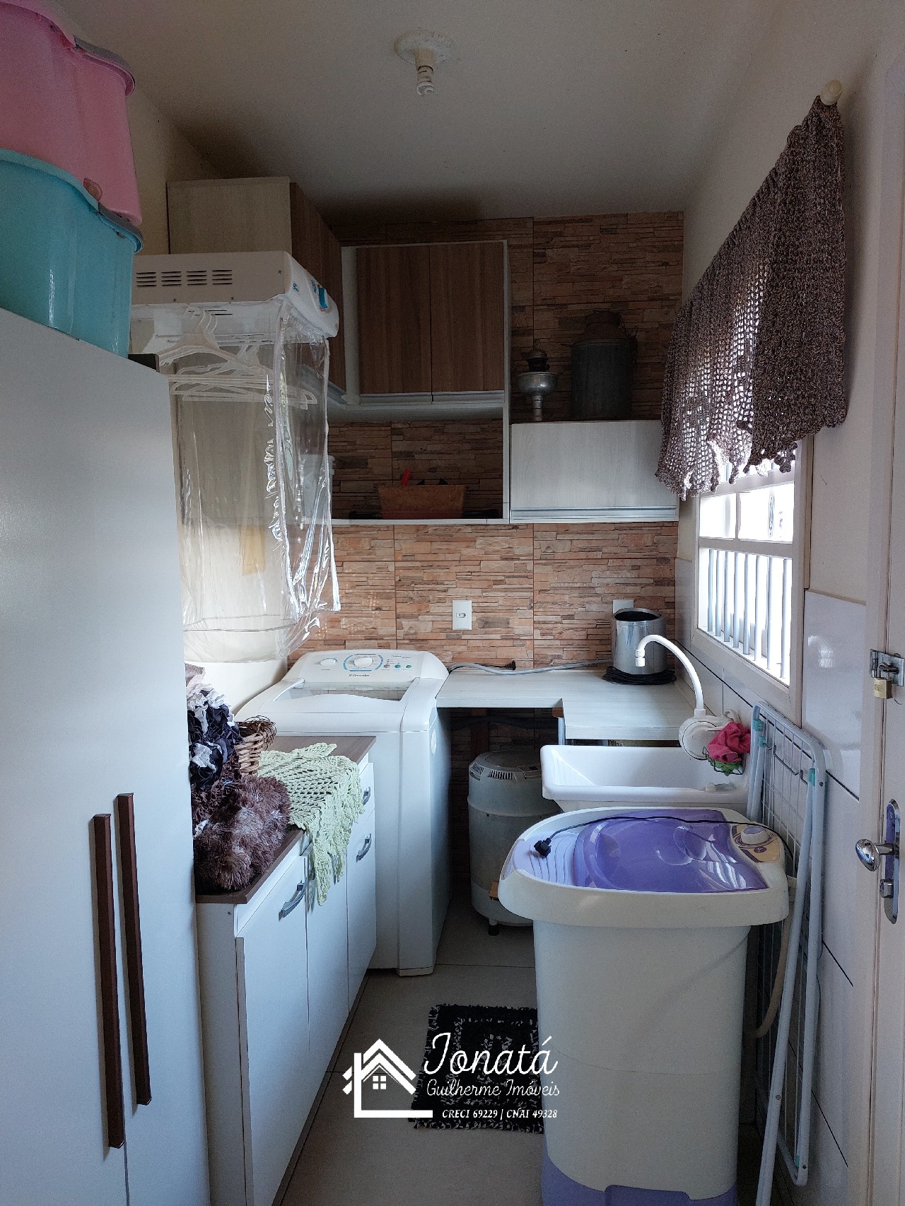 Imperdível: Casa à venda em Bom Princípio-RS, Morro São Pedro, com 2 quartos, 1 sala, 1 banheiro, 2 vagas e 92m².