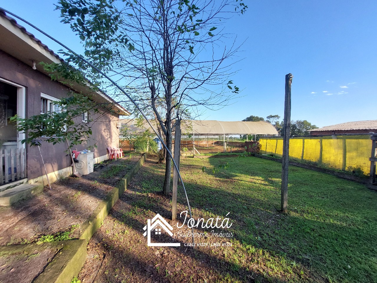 Imperdível: Casa à venda em Bom Princípio-RS, Morro São Pedro, com 2 quartos, 1 sala, 1 banheiro, 2 vagas e 92m².