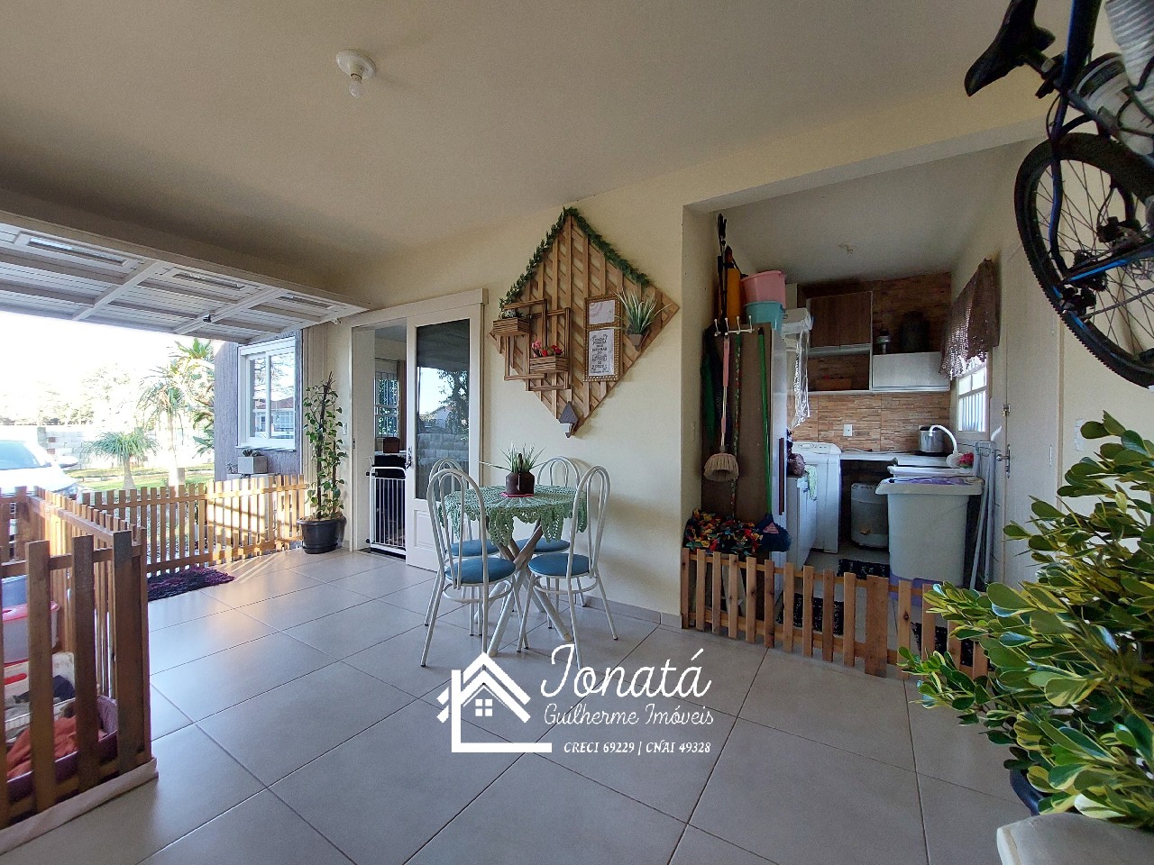 Imperdível: Casa à venda em Bom Princípio-RS, Morro São Pedro, com 2 quartos, 1 sala, 1 banheiro, 2 vagas e 92m².