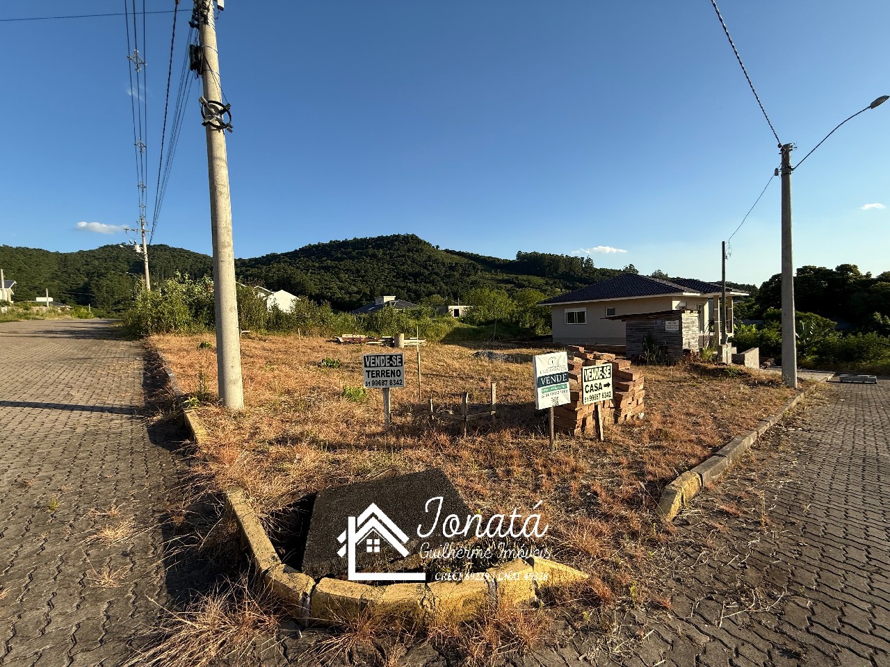 Terreno à venda em feliz-rs, bairro matiel: 2 quartos, 1 sal