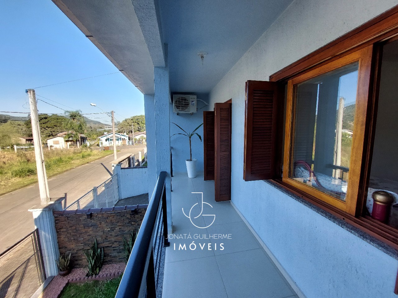 Imperdível: Casa à venda em Bom Princípio-RS, bairro Santa Teresinha, 2 quartos, 2 salas, 2 banheiros, 2 vagas, 130,22 m².