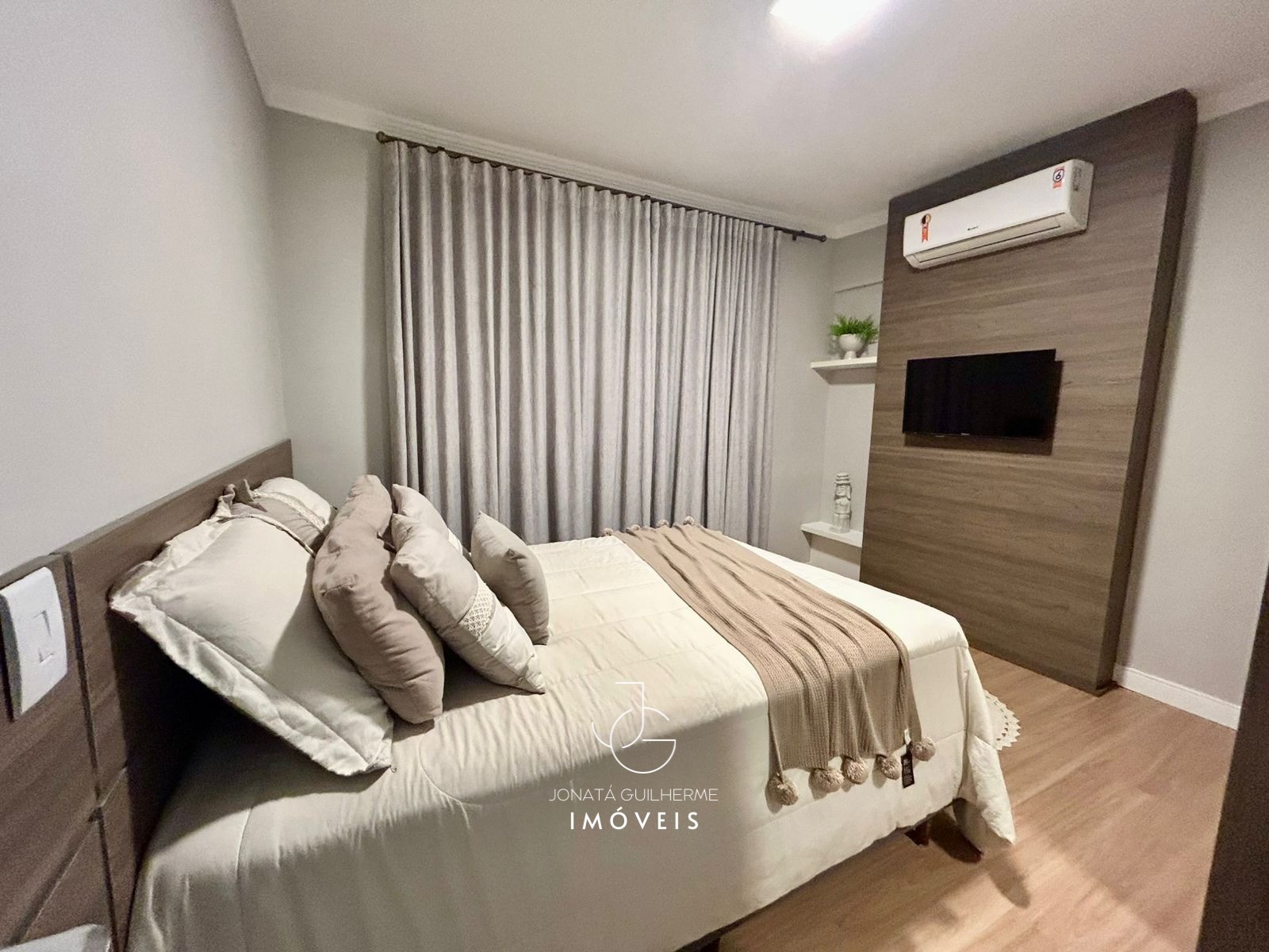 Apartamento de 3 quartos com suíte e vaga de garagem na zona