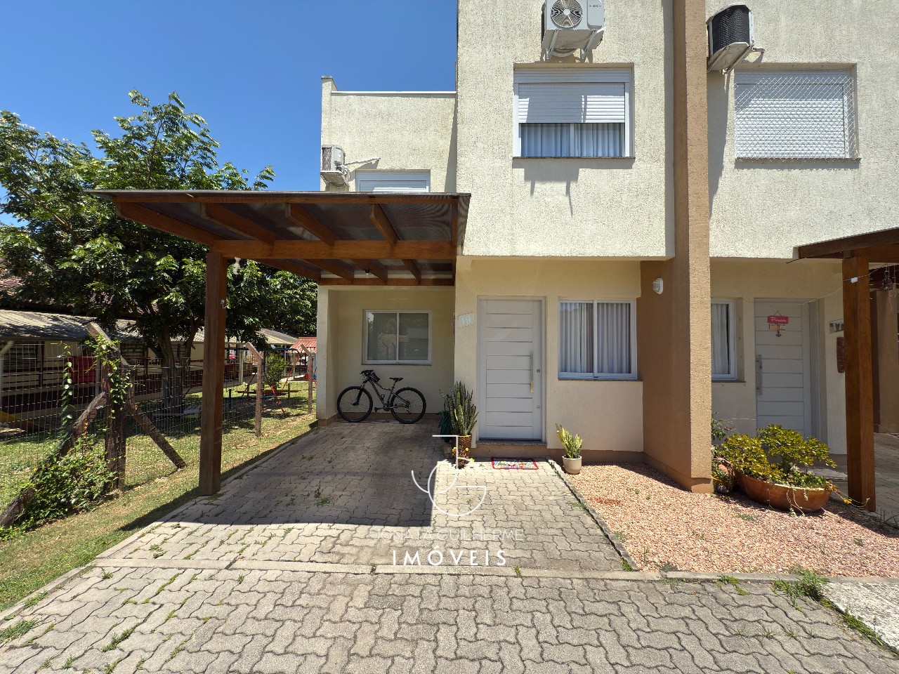 Casa em condomínio à venda no centro de feliz-rs: 2 quartos,