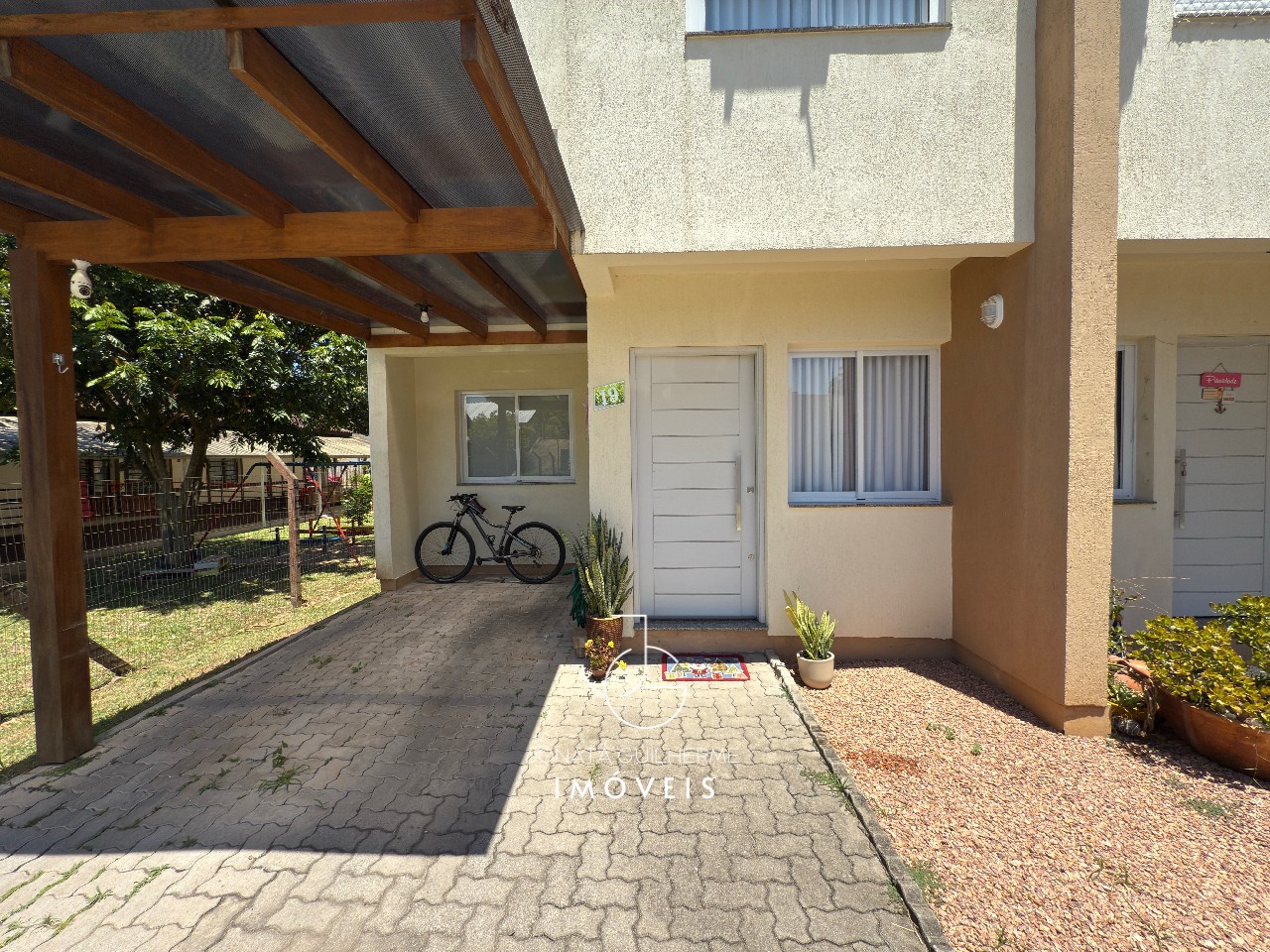 Casa em condomínio à venda no centro de feliz-rs: 2 quartos,