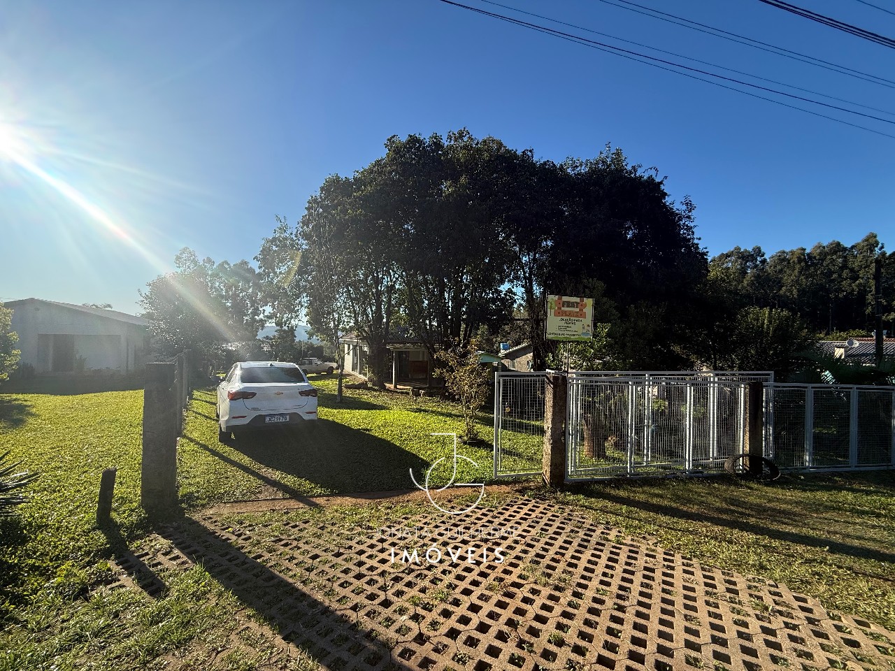 Oportunidade única: Sítio à venda em Feliz-RS, bairro Morro das Batatas, com 1 quarto, 1 sala, 1 banheiro e 40.000m² de área.