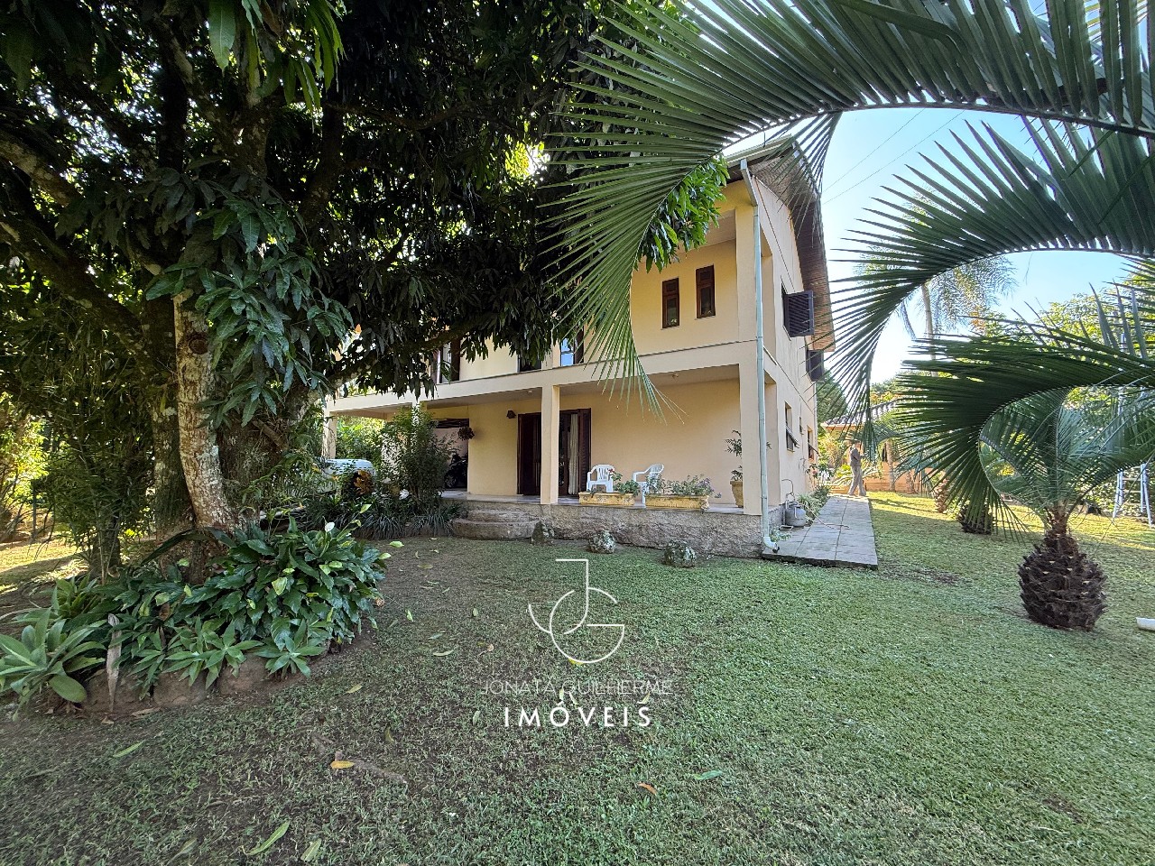 Casa à venda em feliz-rs, bairro vila rica: 2 quartos, 1 suí - foto 1