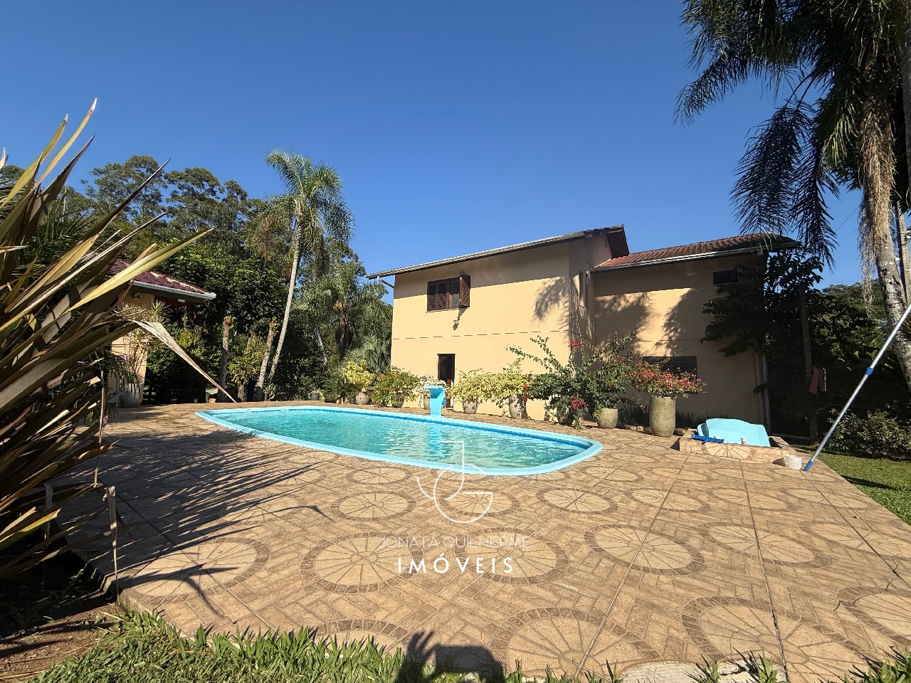 Casa à venda em feliz-rs, bairro vila rica: 2 quartos, 1 suí - foto 2