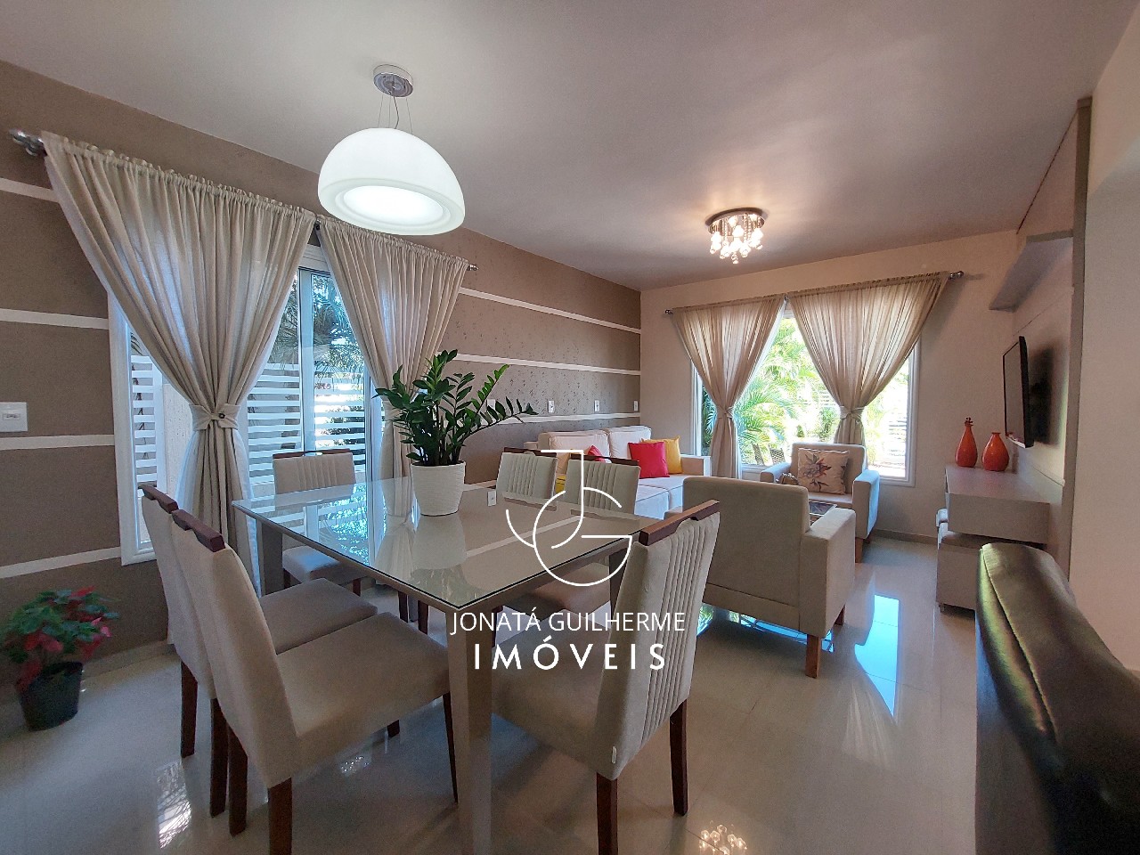 Imperdível oportunidade de investimento: casa à venda em fel
