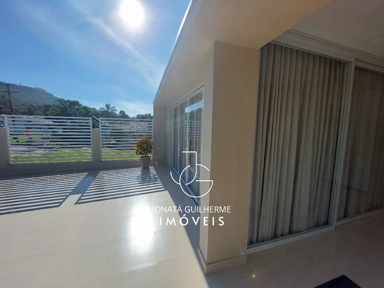 Imperdível oportunidade de investimento: casa à venda em fel