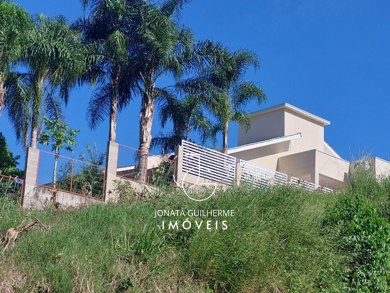 Imperdível oportunidade de investimento: casa à venda em fel