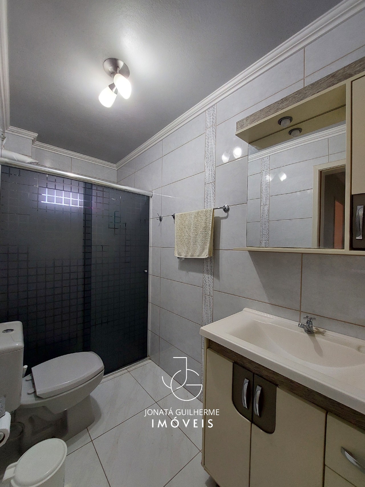 Imperdível apartamento à venda no centro de feliz-rs: 2 quar