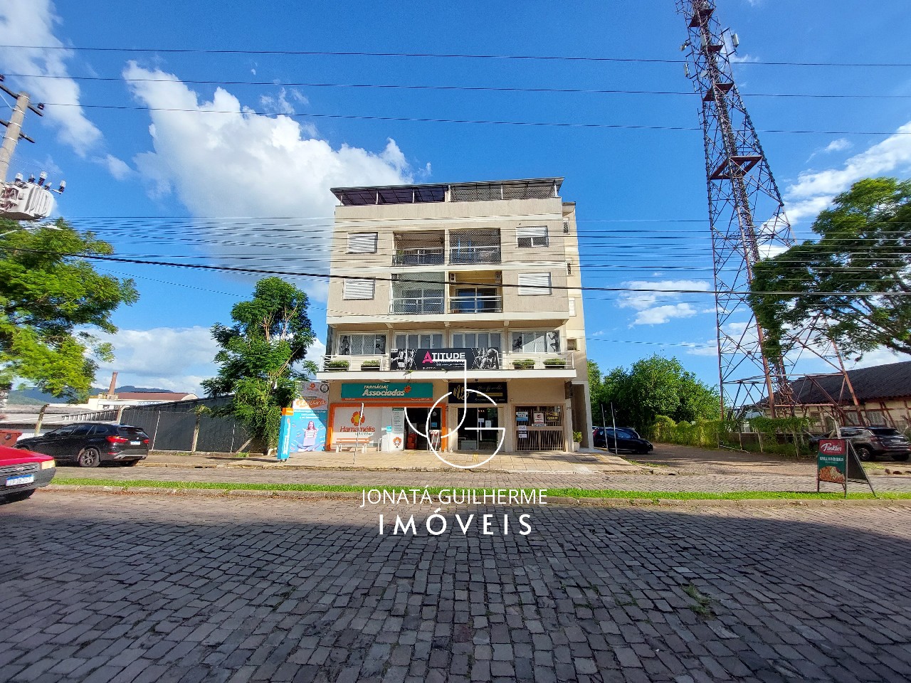 Imperdível apartamento à venda no centro de feliz-rs: 2 quar