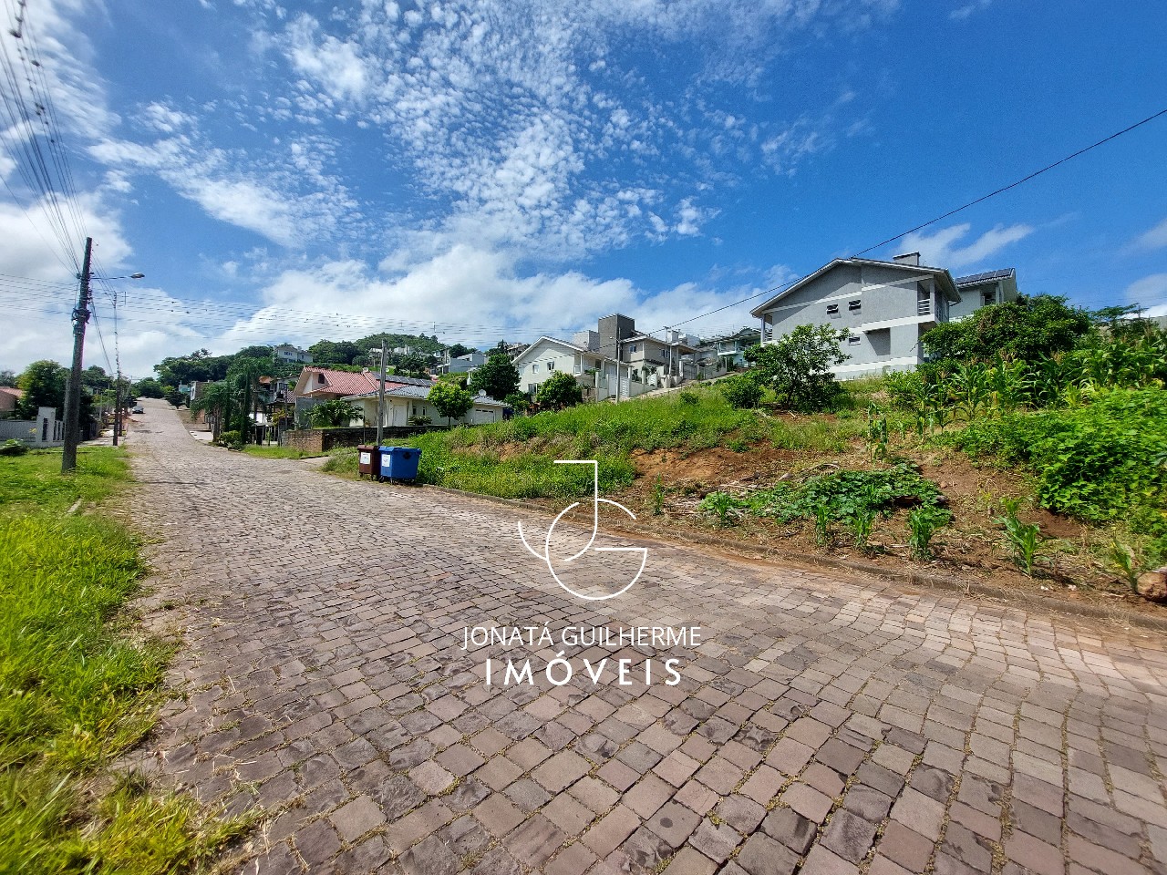 Terreno à venda em feliz-rs, bairro matiel, com 450m² de áre