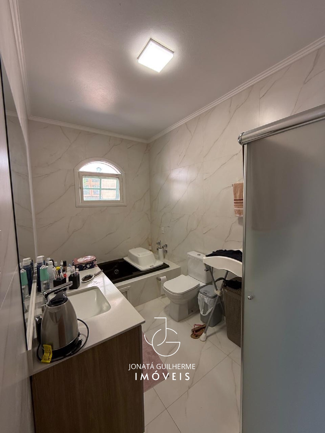 Casa ampla com 3 dormitórios, piscina, espaço gourmet e energia solar no bairro Vila Rica, Feliz