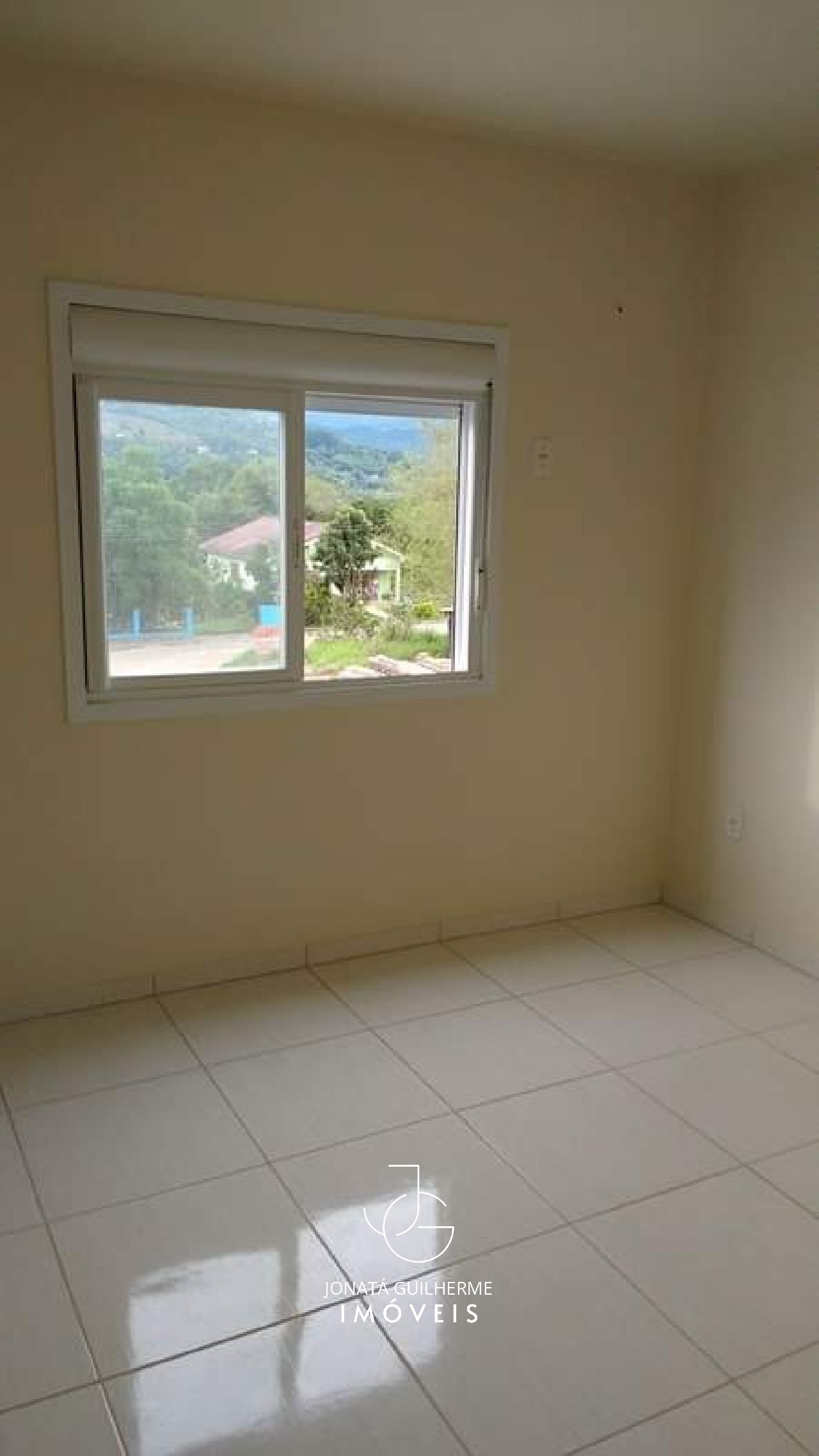 Apartamento à venda na vila rica, feliz-rs: 2 quartos, sala,