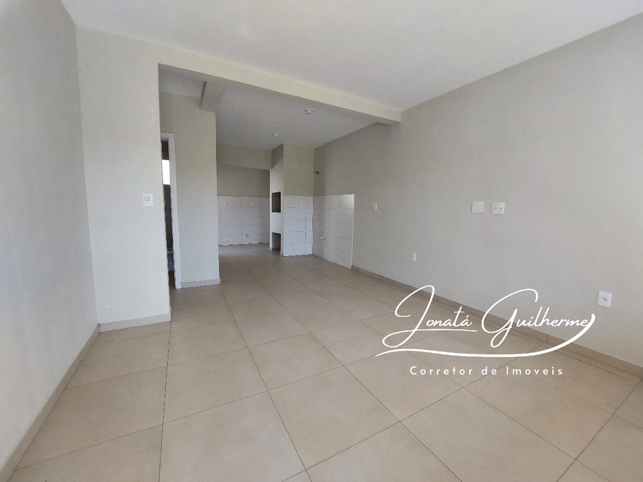 Casa em Condomínio de Alto Padrão no Centro de Vale Real-RS: 2 Quartos, 2 Salas, 1 Banheiro, 1 Vaga de Garagem, 67,56 m². - foto 4