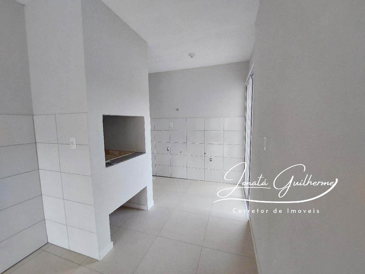 Casa em Condomínio de Alto Padrão no Centro de Vale Real-RS: 2 Quartos, 2 Salas, 1 Banheiro, 1 Vaga de Garagem, 67,56 m². - foto 9