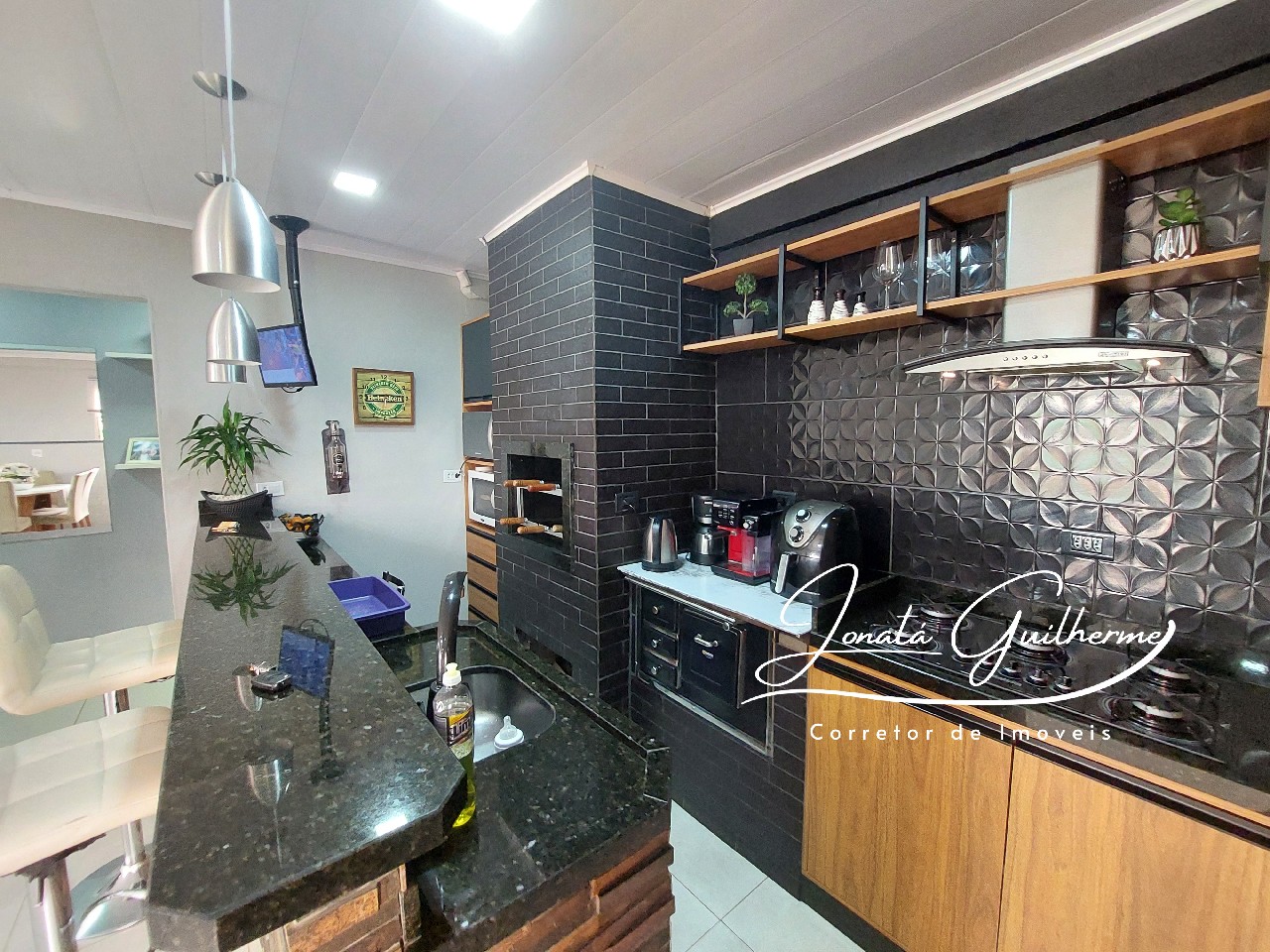 Casa à venda em Capela de Santana-RS, no bairro Bosque de Capela: 3 quartos, 1 sala, 1 banheiro, 1 vaga de garagem, 156m².