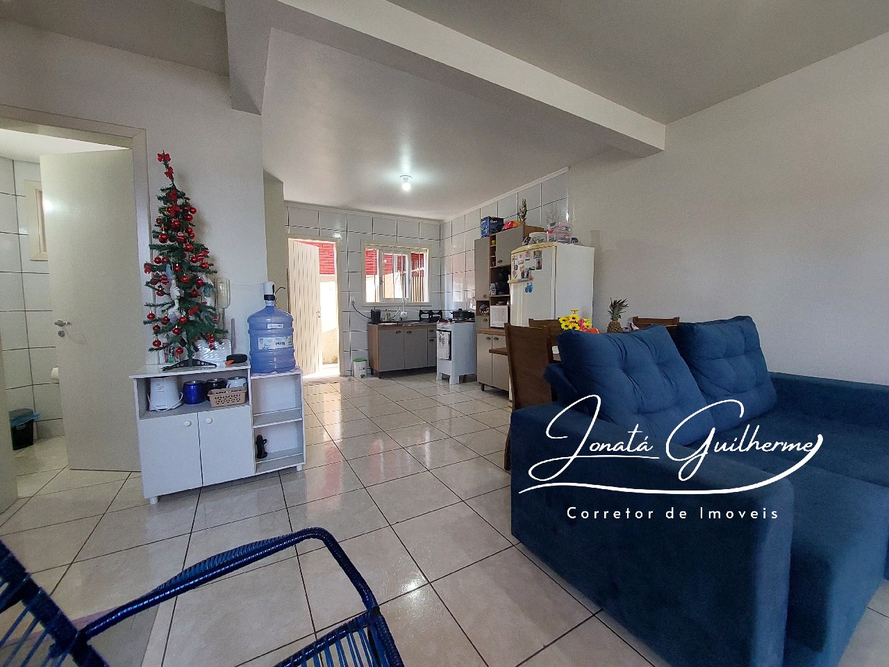 Imperdível: Casa em Condomínio no Centro de Feliz-RS, com 2 quartos, 1 sala, 2 banheiros e 77,58m².