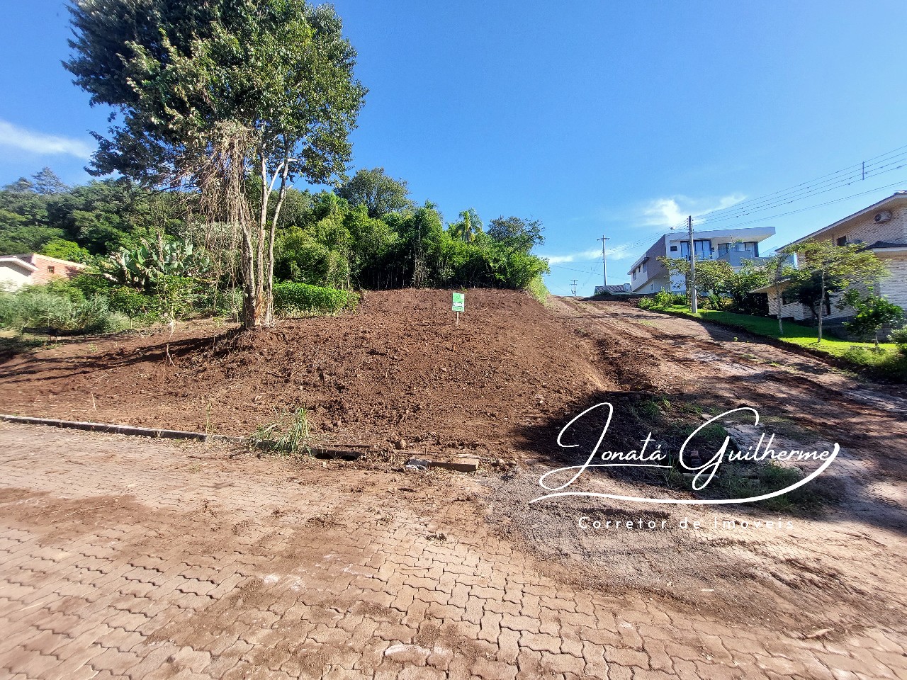 Terreno à venda em Feliz-RS, bairro Matiel, 450m² de área! Venha conferir essa oportunidade única!