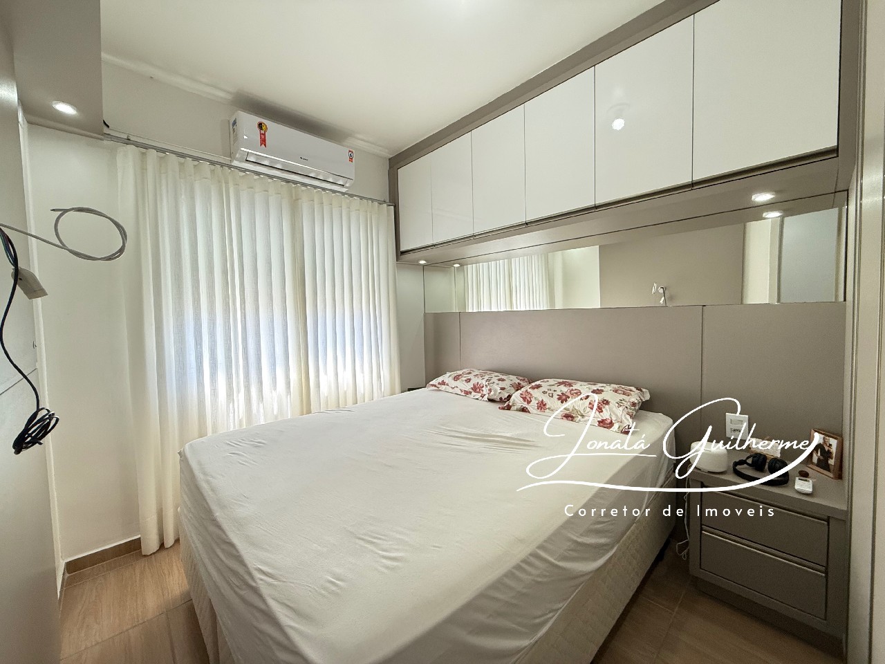 Casa em Condomínio à Venda no Centro de Feliz-RS: 2 Quartos, 1 Sala, 1 Banheiro, 1 Vaga de Garagem, 54m²