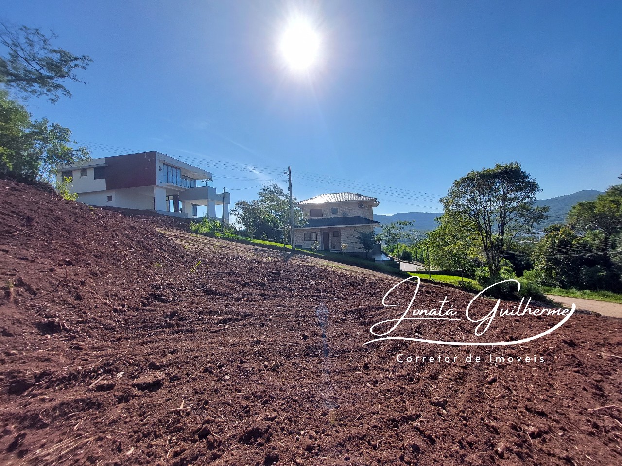 Terreno à venda em Feliz-RS, bairro Matiel, 450m² de área! Venha conferir essa oportunidade única!