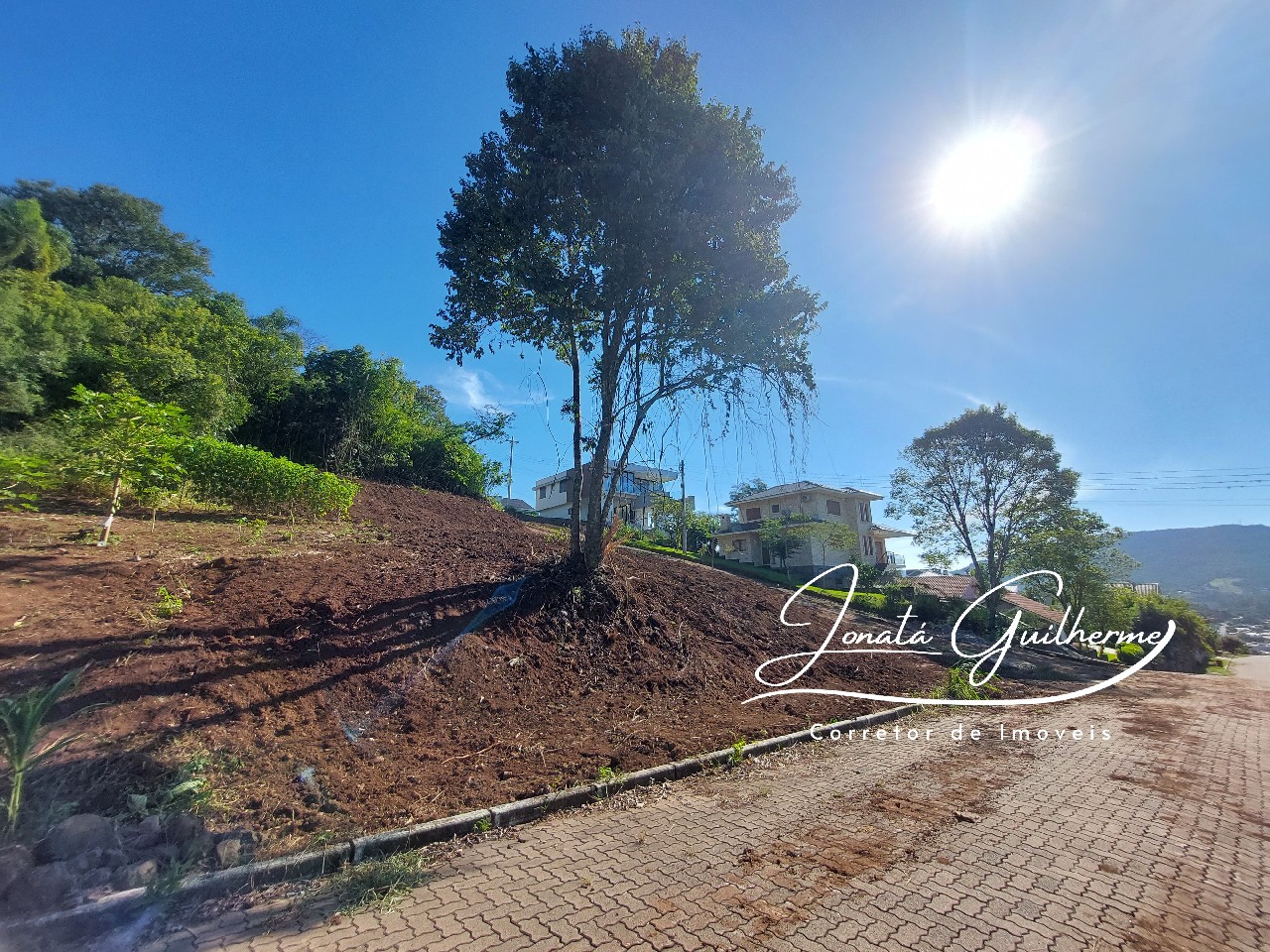 Terreno à venda em Feliz-RS, bairro Matiel, 450m² de área! Venha conferir essa oportunidade única!