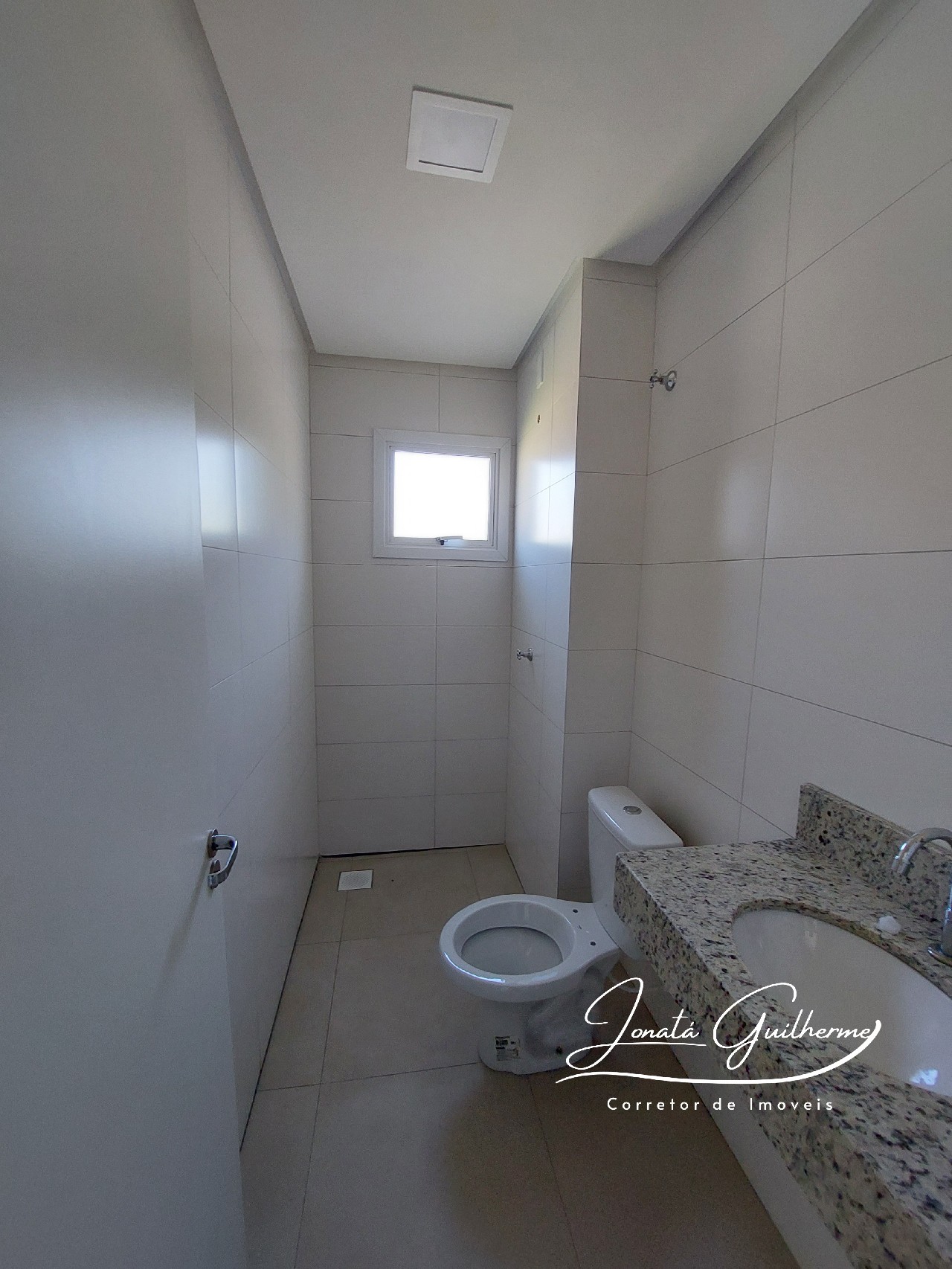 Imperdível oportunidade de adquirir apartamento no Centro de Vale Real-RS com 2 quartos, sala, banheiro e vaga de garagem!