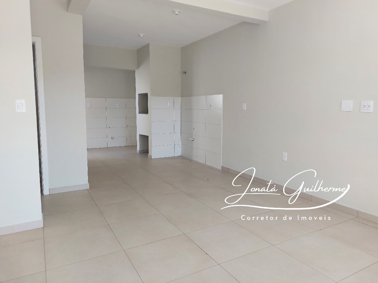 Casa em Condomínio de Alto Padrão no Centro de Vale Real-RS: 2 Quartos, 2 Salas, 1 Banheiro, 1 Vaga de Garagem, 67,56 m². - foto 5